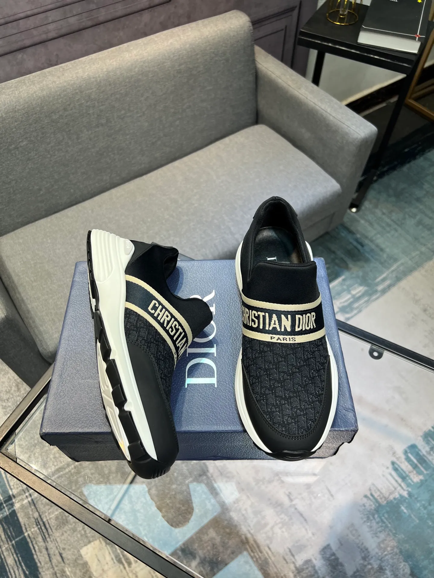 Men's shoes 💰420 [Dior] popular men's shoes, cowhide material splicing, mesh lining, original factory special sole, 38-45 (45 customized, non-refundable)